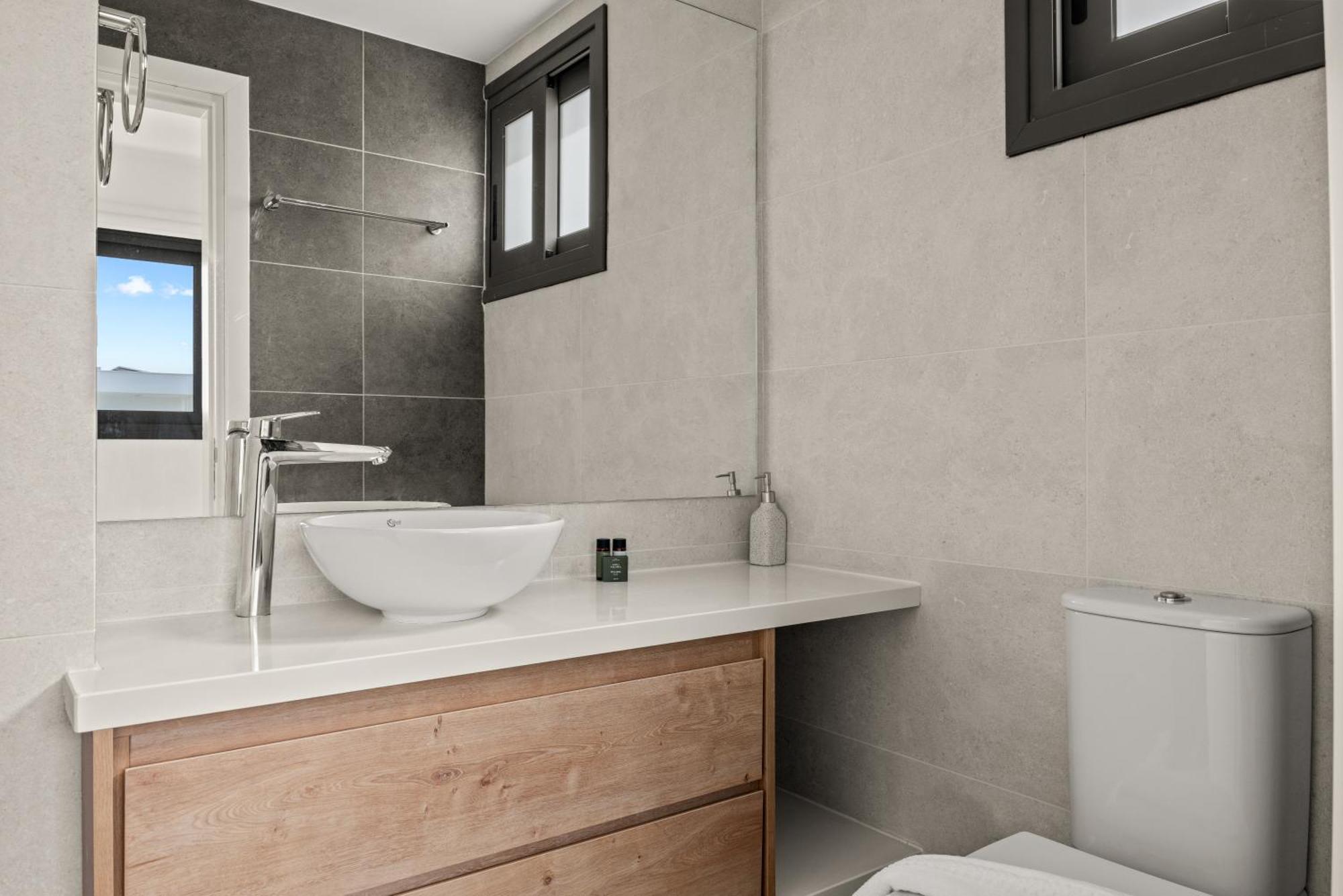 Serenity Waves Villa 20 Larnaca Esterno foto