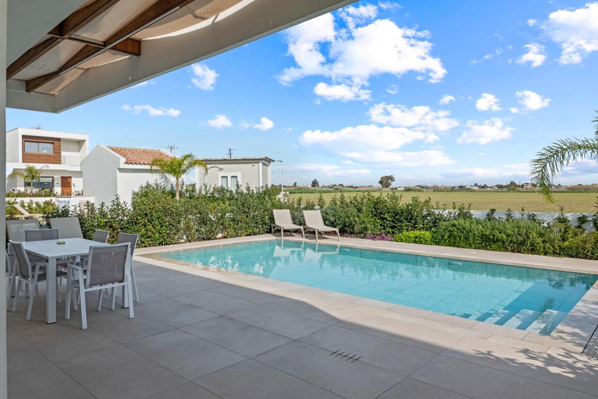 Serenity Waves Villa 20 Larnaca Esterno foto